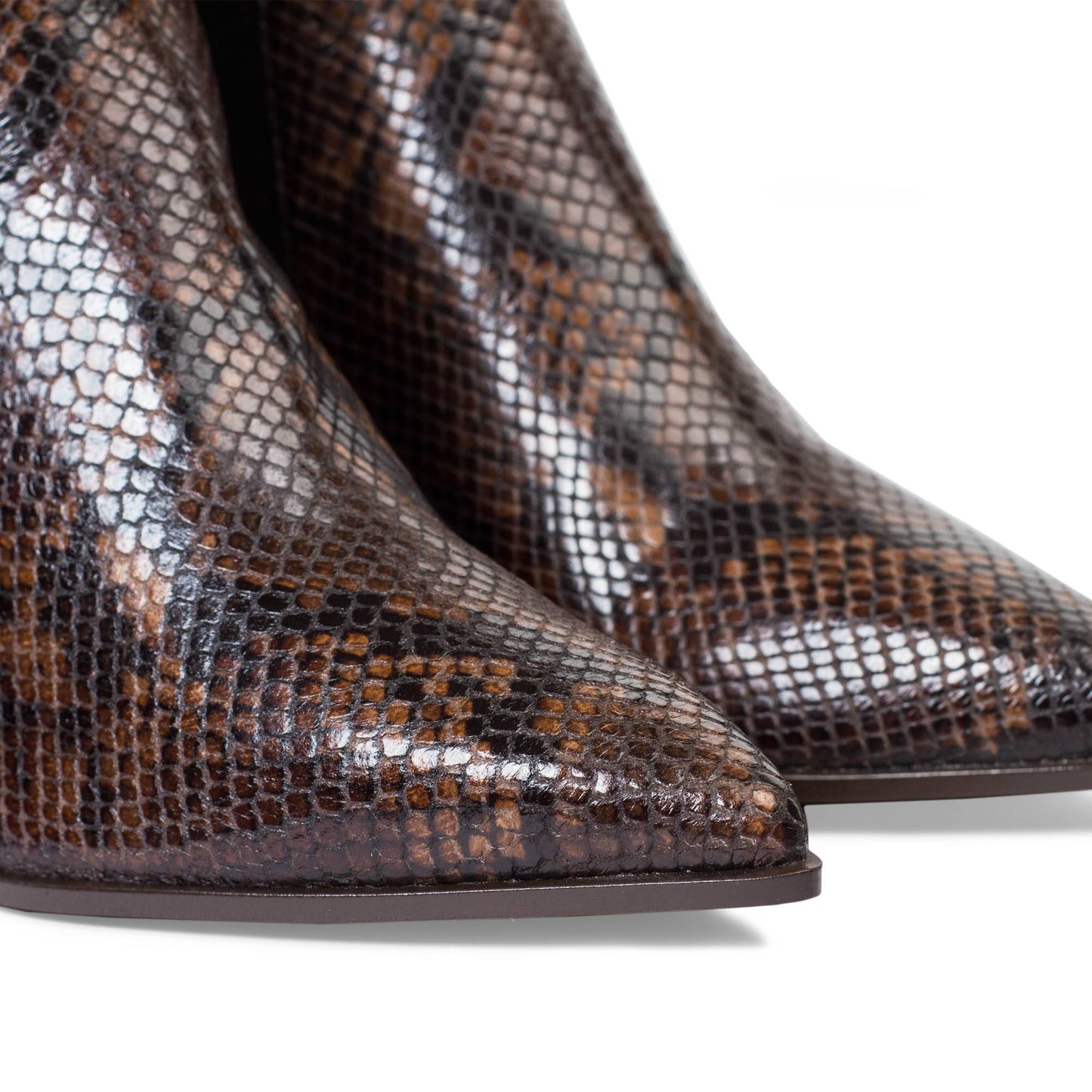 LIDIA TOBA DIAMOND LUX